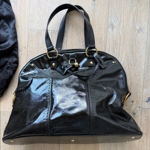 Elegant Black Women's Handbag